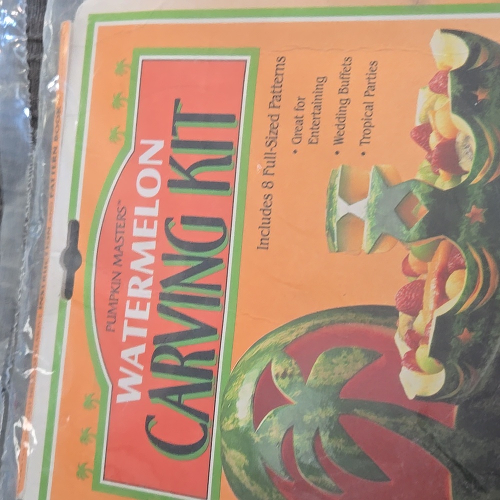 NWT 1994 PUMPKIN MASTERS CARVING KIT.  #6545